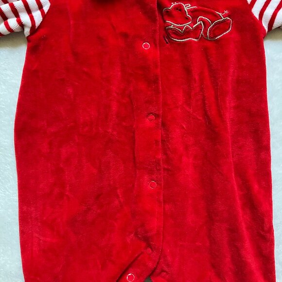 Tots Fifth Avenue Baby Footed Romper Size 6M | Red Velour Striped Pajamas VGUC - Picture 8 of 16